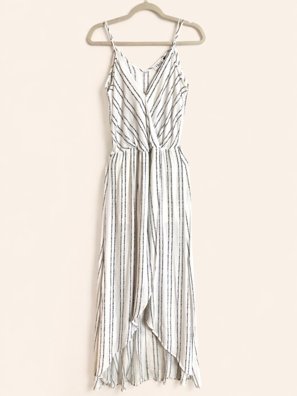 Lilyful White & Navy Striped Maxi Dress – Size Small – High Low Hem Flowy Summer